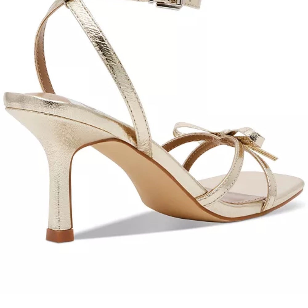 Dolce Vita Gold Heels with Bows - Picture 5 of 10